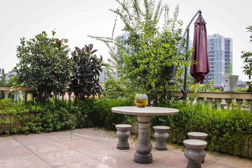 Chengdu Bling Bling Hostel Supoqiao Номер фото