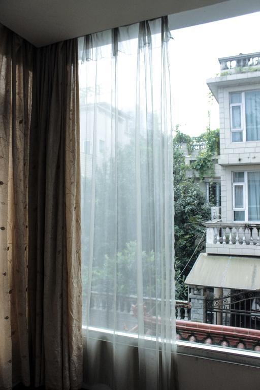 Chengdu Bling Bling Hostel Supoqiao Номер фото