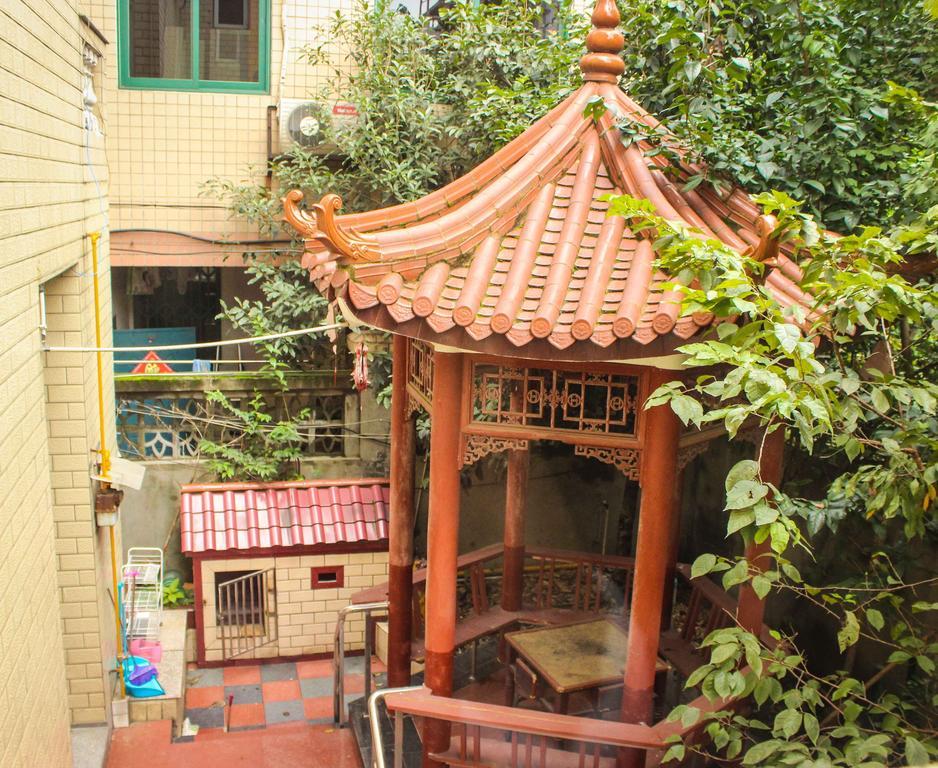 Chengdu Bling Bling Hostel Supoqiao Номер фото
